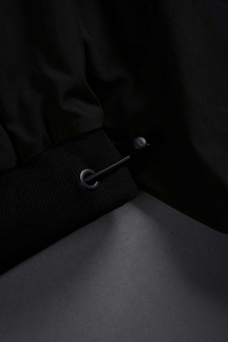 Darc Sport Roses While We're Here Cropped Zip Mockneck Sweater Negros | GXZJF-4398